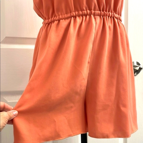 Wilfred Melodie Romper Shorts Size S Ruffles Lined V Neckline Tawny Orange - Picture 5 of 13
